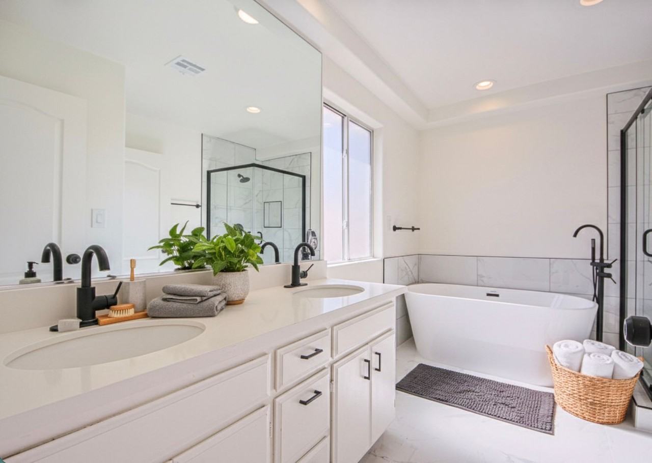 18332 Keswick St - Photo 7 of 41