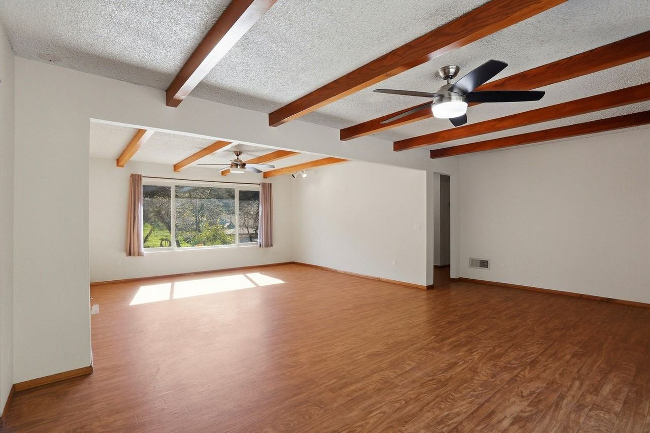 610 Carr Ave - Photo 5 of 19