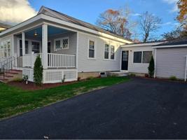 featured image of 1388 Central St