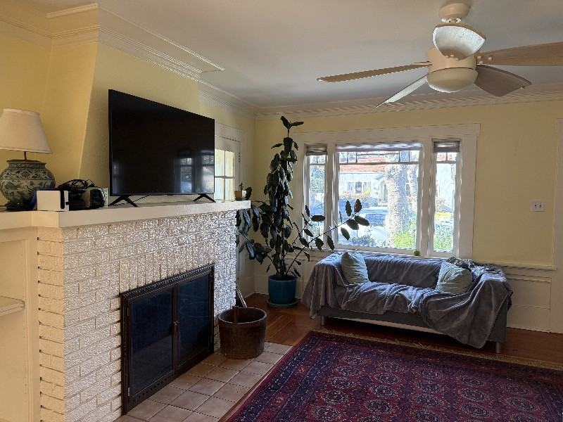 588 S 15th St - Photo 4 of 14