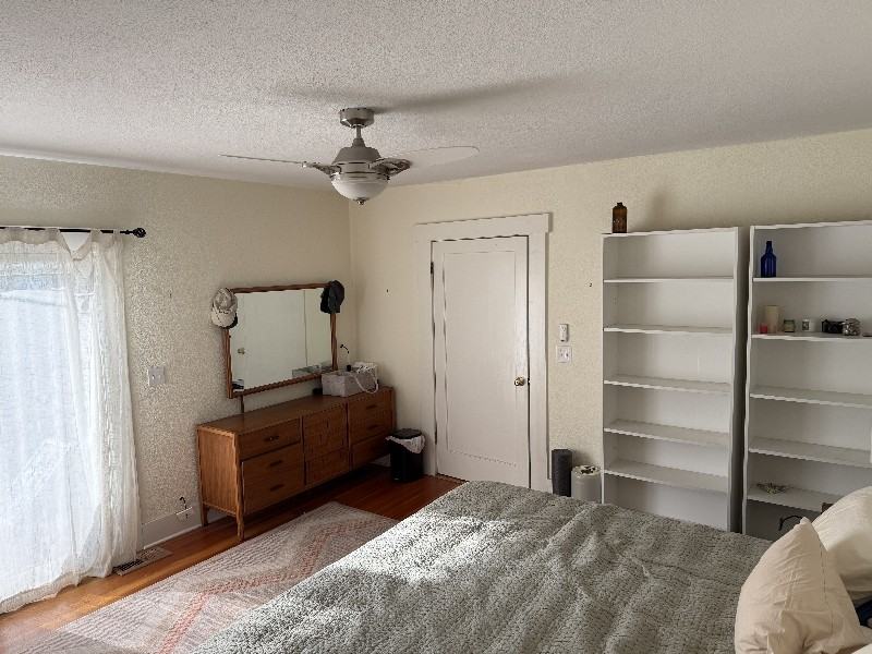 588 S 15th St - Photo 7 of 14