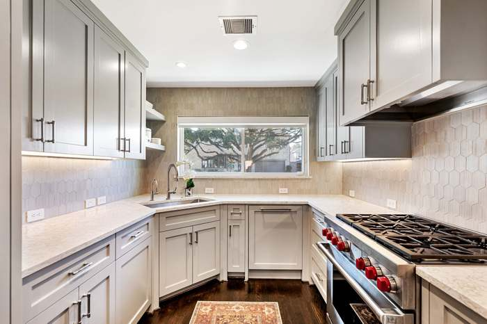 4214 Whitman St - Photo 6 of 14