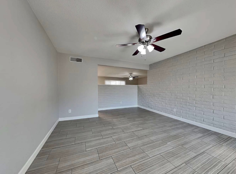 1024 E Alameda Dr - Photo 2 of 11