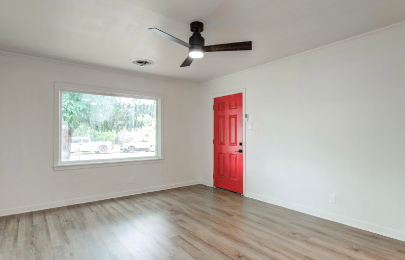 2609 41st St - Photo 5 of 18