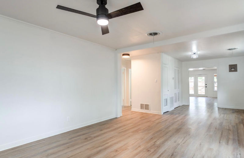 2609 41st St - Photo 6 of 18