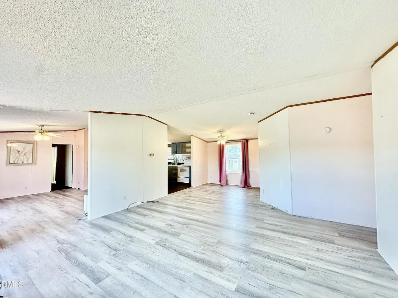 287 Oliver Loop Rd - Photo 3 of 5