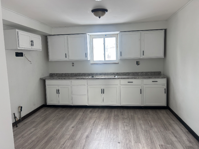 7715 Goodman Ave - Photo 3 of 6