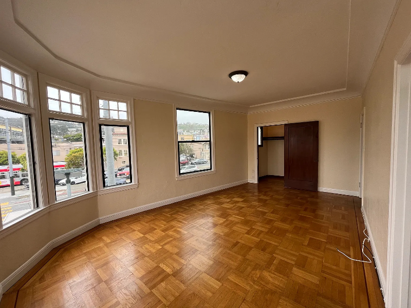 5650 Mission St #A - Photo 3 of 8