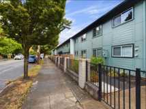 9333 N Lombard St #2 - Photo 1 of 1