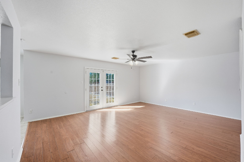 535 Centro Hermosa - Photo 6 of 16