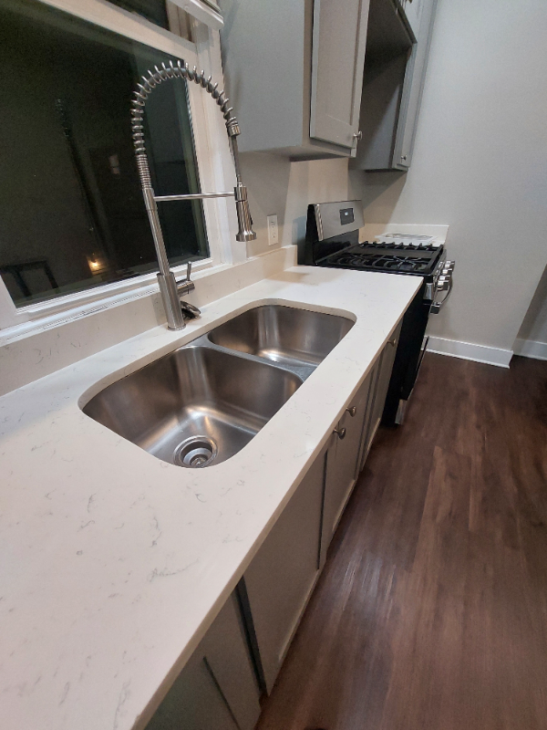 2413 Painters St - Photo 3 of 18