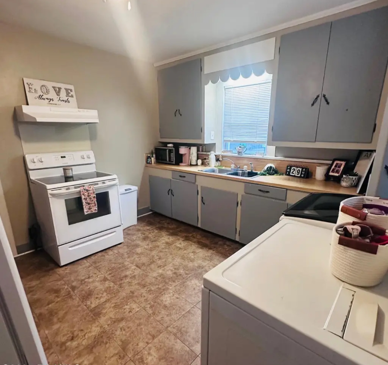 840 Tate St - Photo 6 of 8