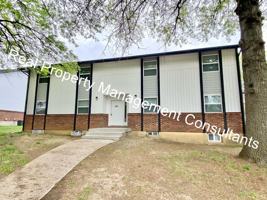 featured image of 1002 Twin Oaks Ter