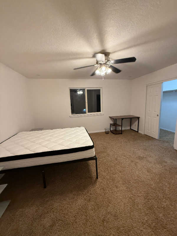 1319 W Hasket Cir - Photo 2 of 16