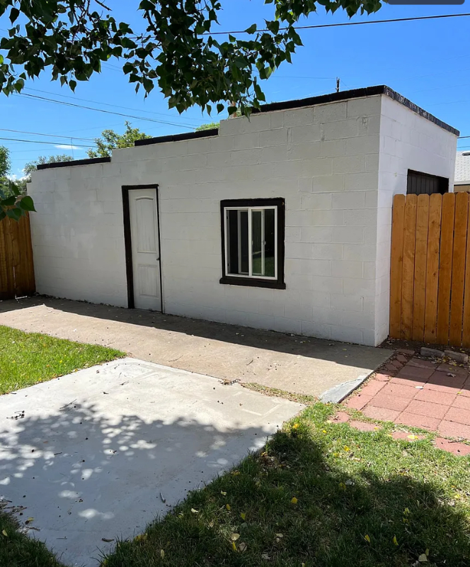 1674 Laveta St - Photo 3 of 15