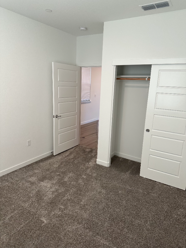 5318 Lake Mary Dr - Photo 2 of 5