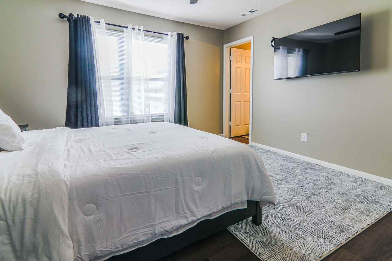 5451 Drum Rd - Photo 5 of 50