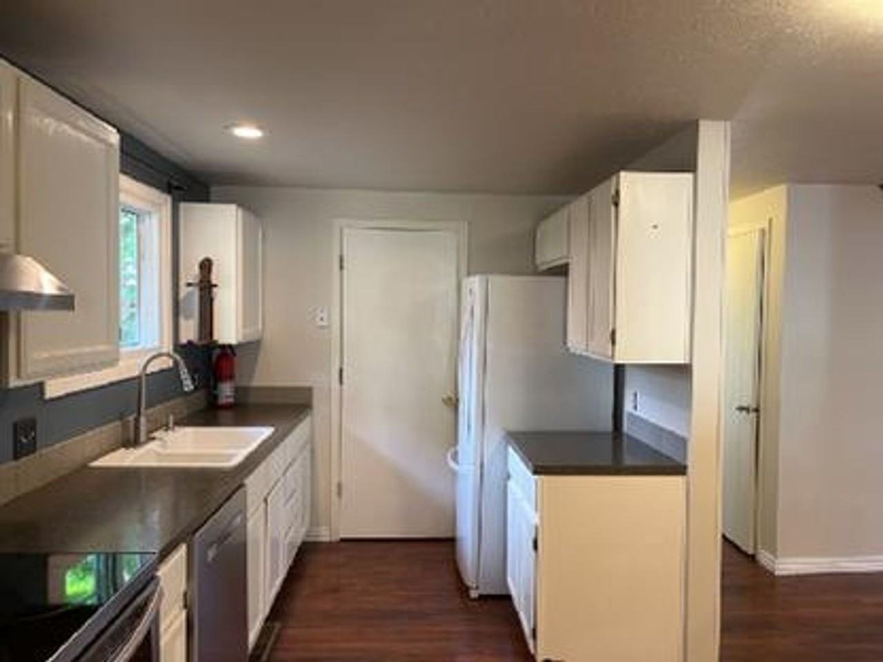 3312 Downing Ct - Photo 7 of 50