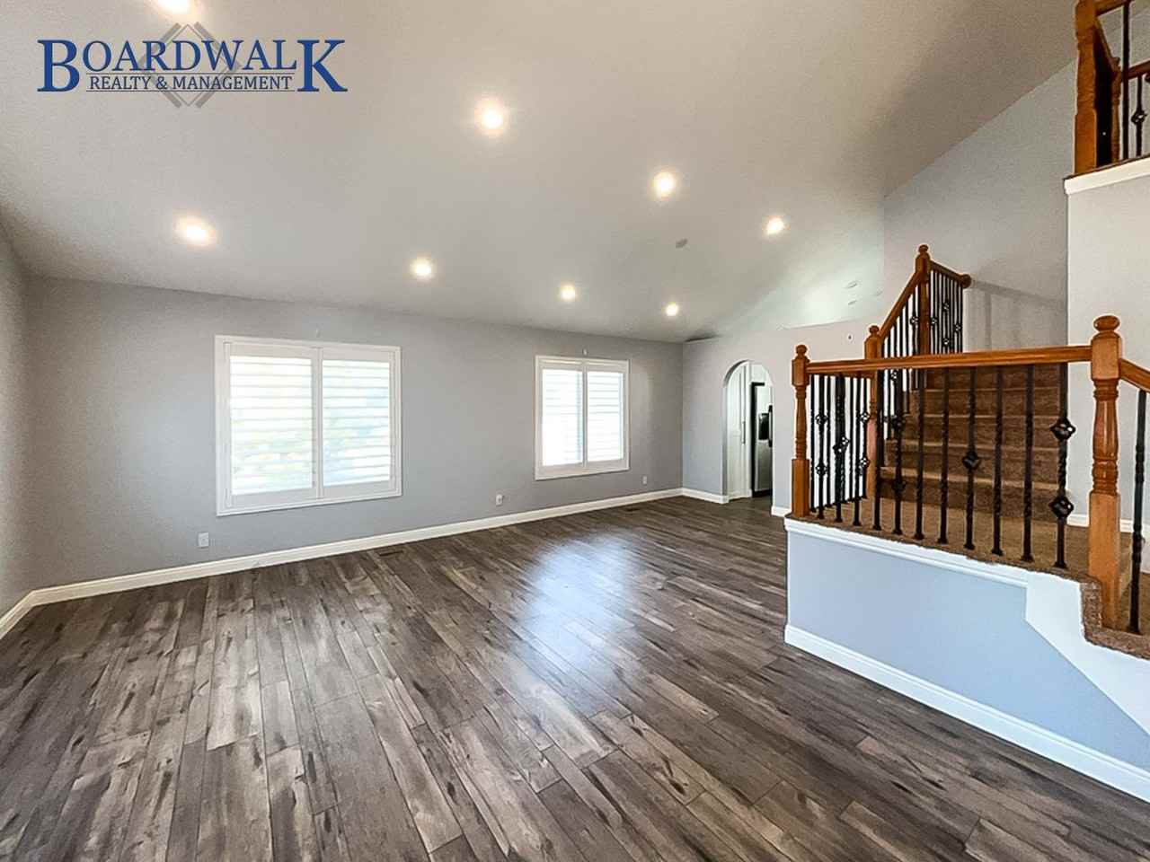 7997 S Twelve Pines Dr - Photo 4 of 38