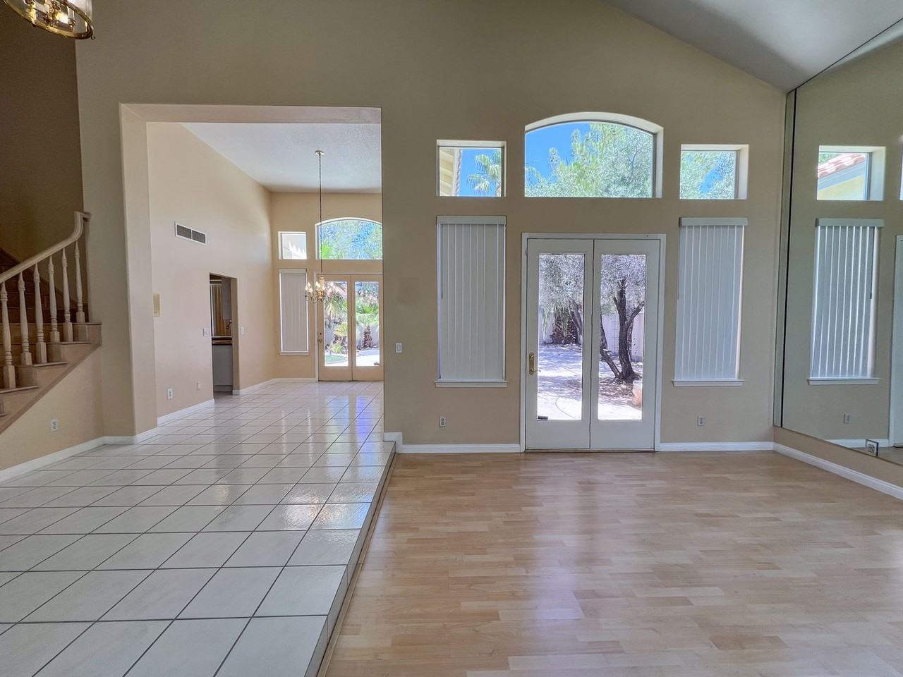 2920 Sunstone St - Photo 3 of 31