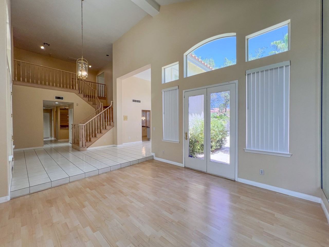 2920 Sunstone St - Photo 4 of 31