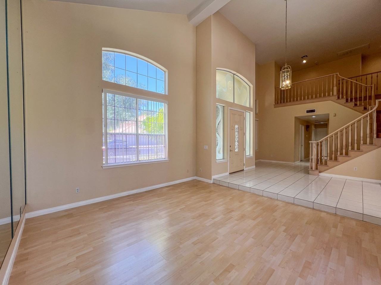 2920 Sunstone St - Photo 5 of 31