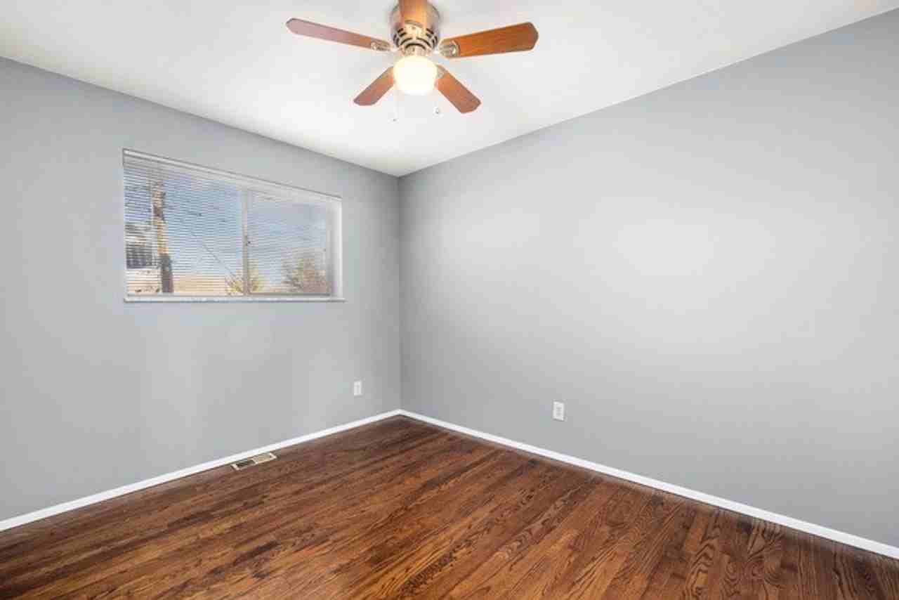 9317 Shirley Gardens Dr - Photo 4 of 18