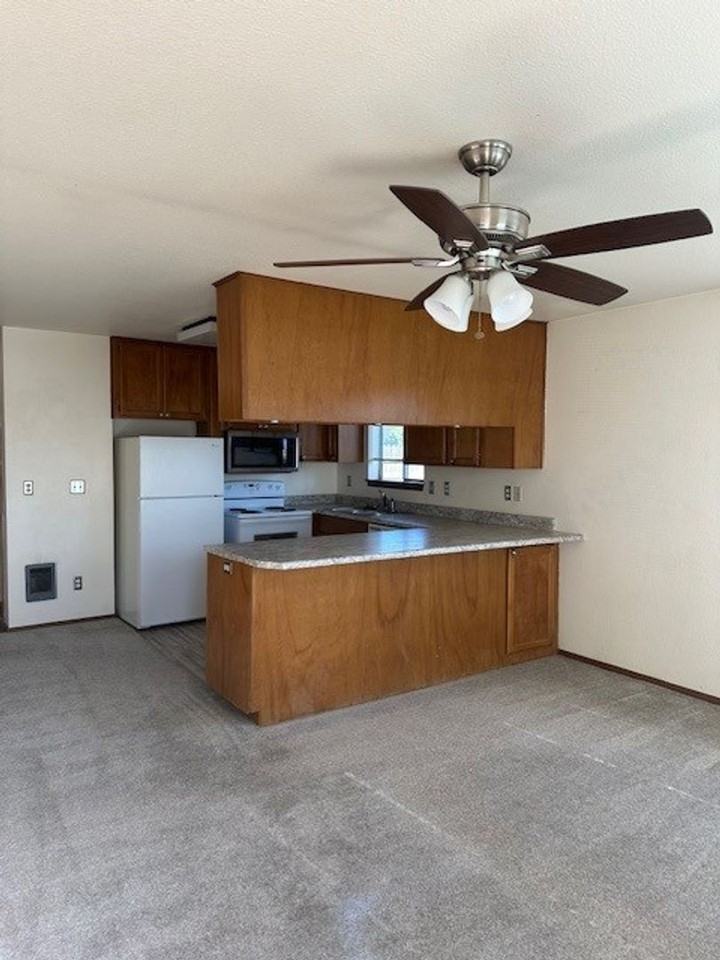 600 Easy St - Photo 5 of 17