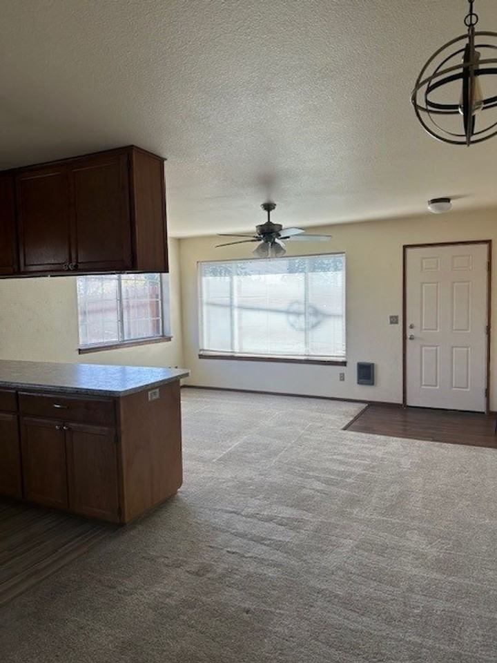 600 Easy St - Photo 6 of 17