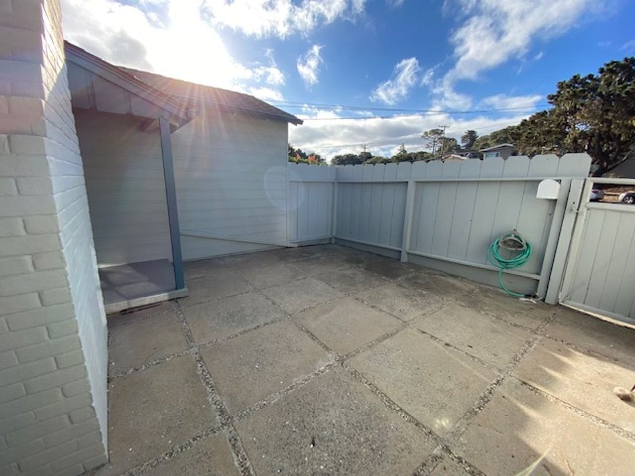 916 Lighthouse Ave - Photo 3 of 42