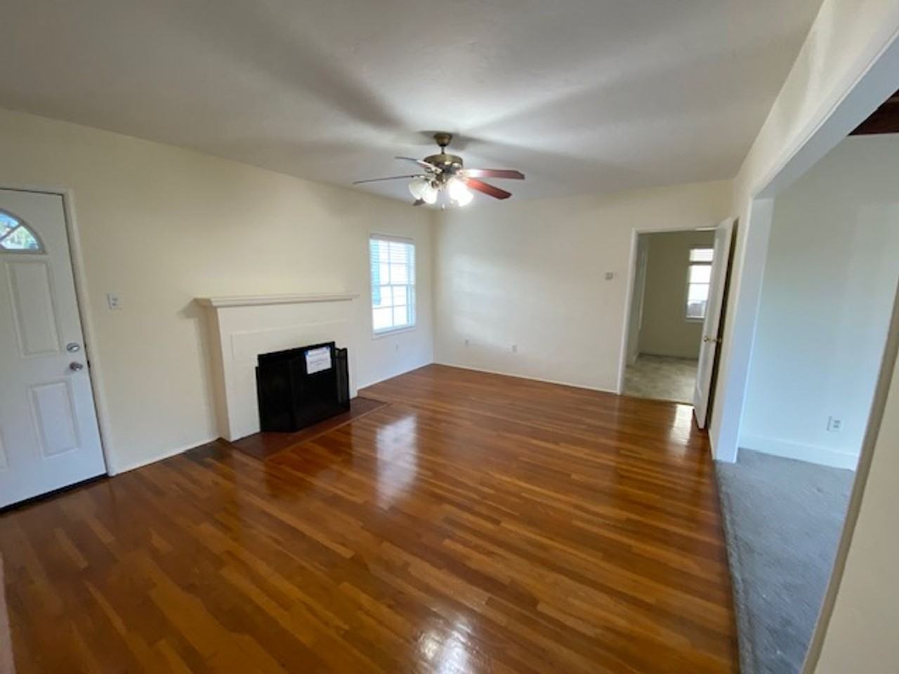 916 Lighthouse Ave - Photo 6 of 42