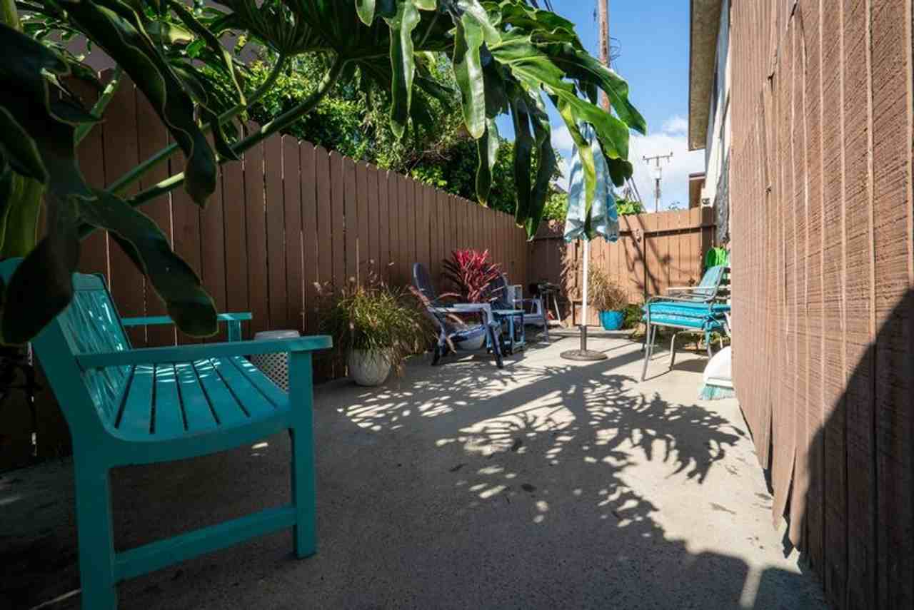 1675 Loma Ave - Photo 2 of 6