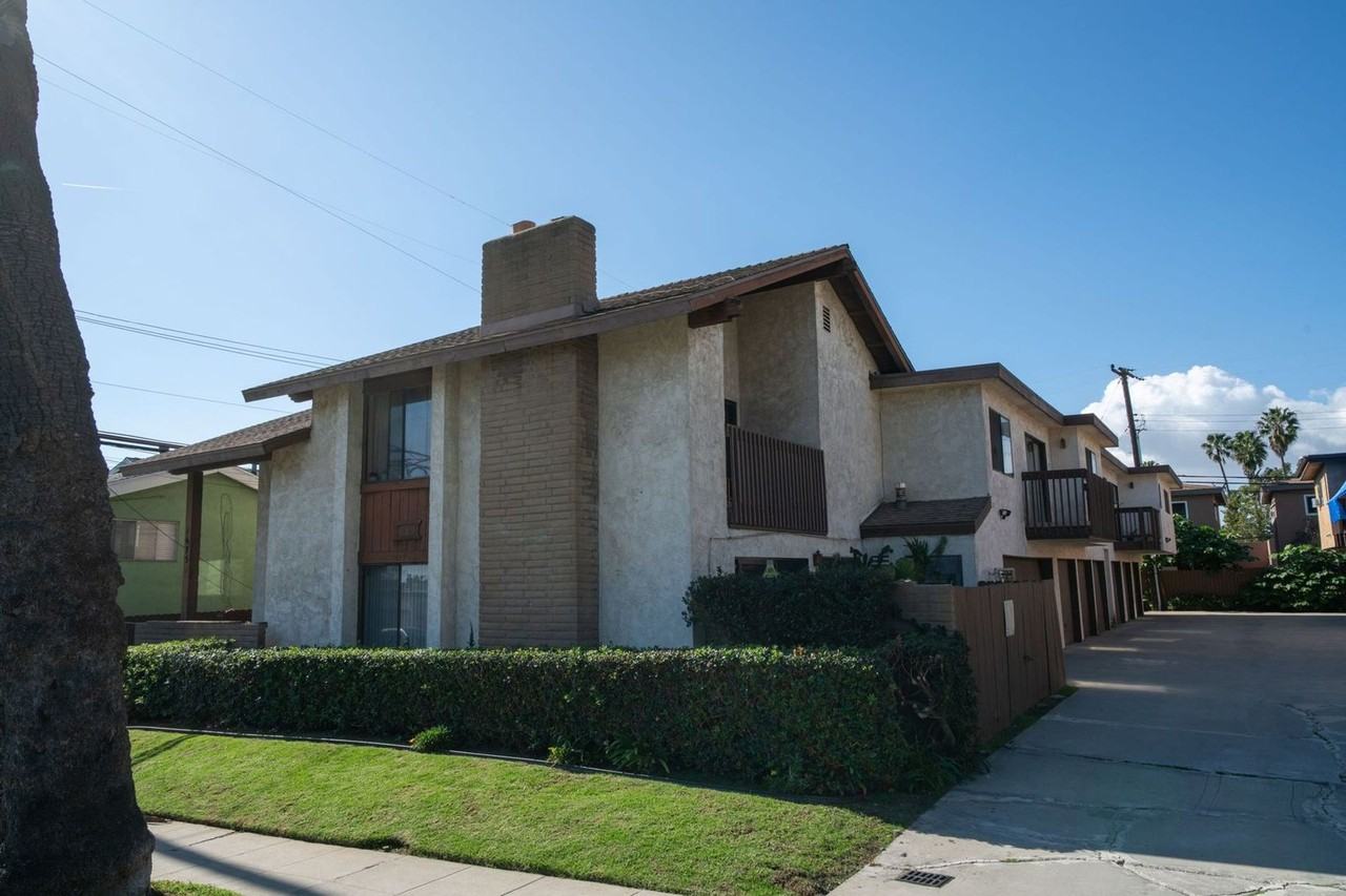 1675 Loma Ave - Photo 4 of 6