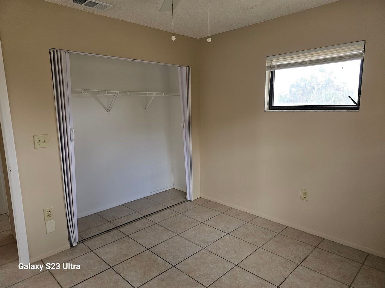 861 Mecca Dr - Photo 4 of 11