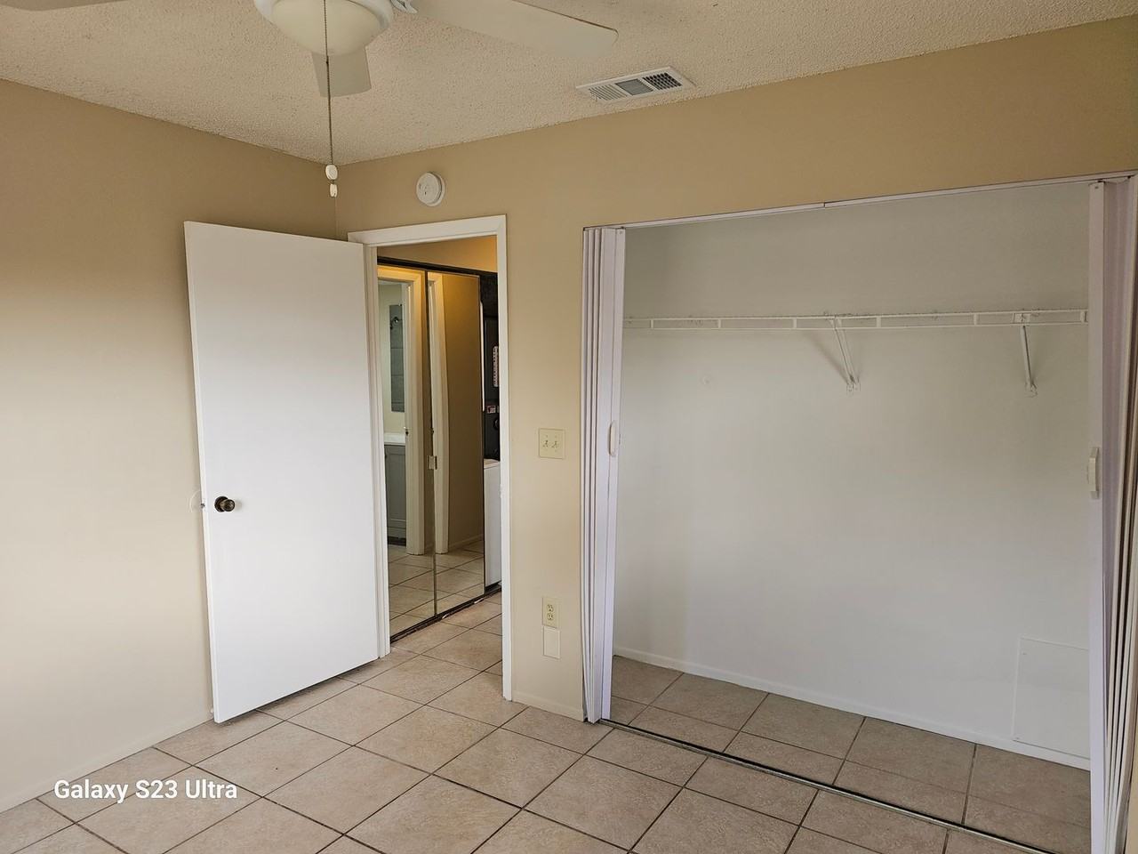 861 Mecca Dr - Photo 5 of 11