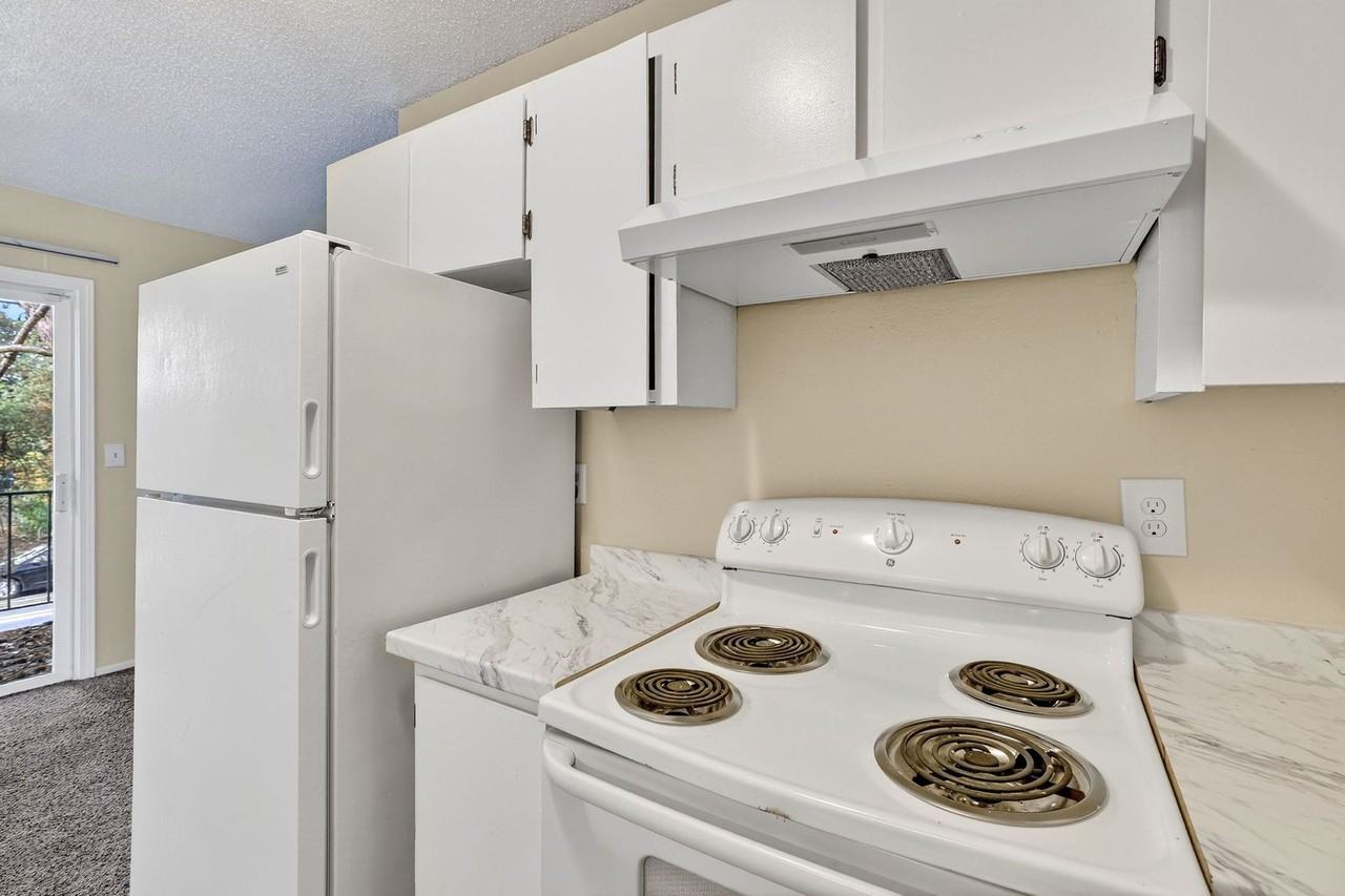 Central Chalet - Photo 2 of 30