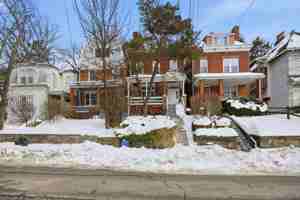 featured image of 141 Oneida St