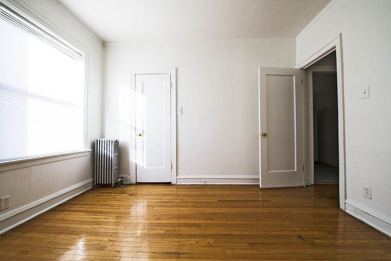 1717 W 77th St 7707 S Hermitage Chicago, IL 60620 - Photo 5 of 20