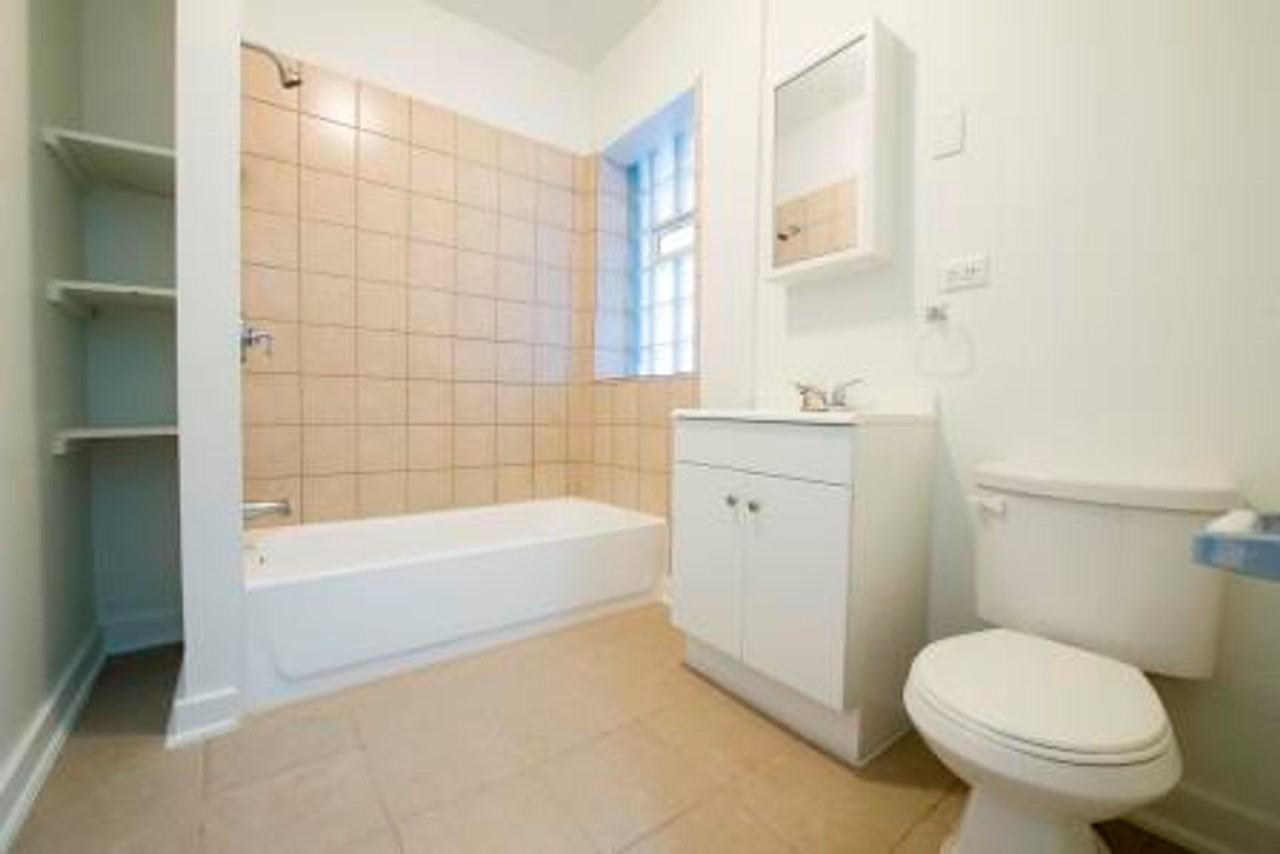 7955 S Bishop 1414 - Photo 2 of 34