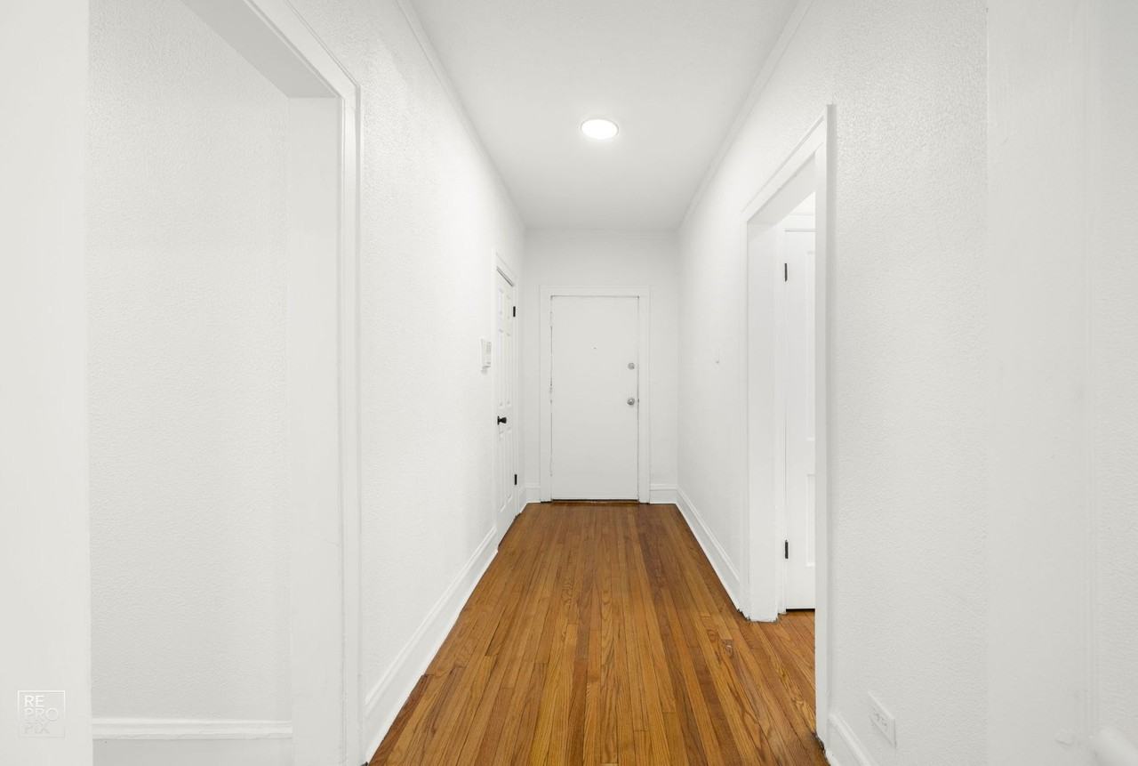 7930-46 S Ingleside Ave Chicago, IL 60619 - Photo 7 of 11