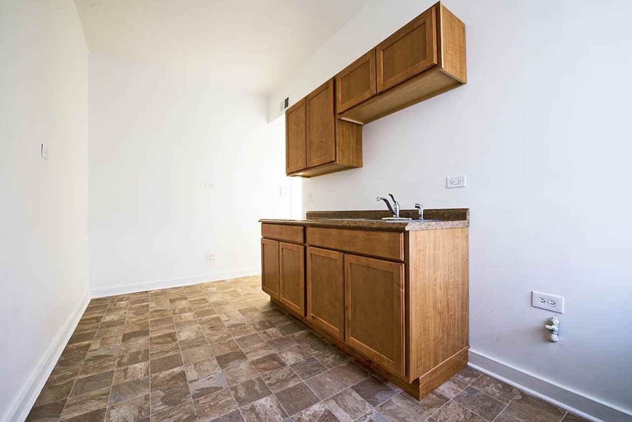 7120 S Wabash - Photo 6 of 22