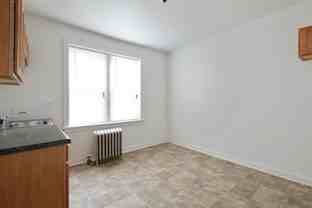 8256 S Loomis Blvd 1402 - Photo 1 of 1