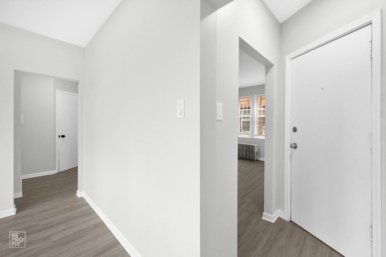 735-49 N Austin 5964-68 W Superior Chicago, IL 60644 - Photo 2 of 22