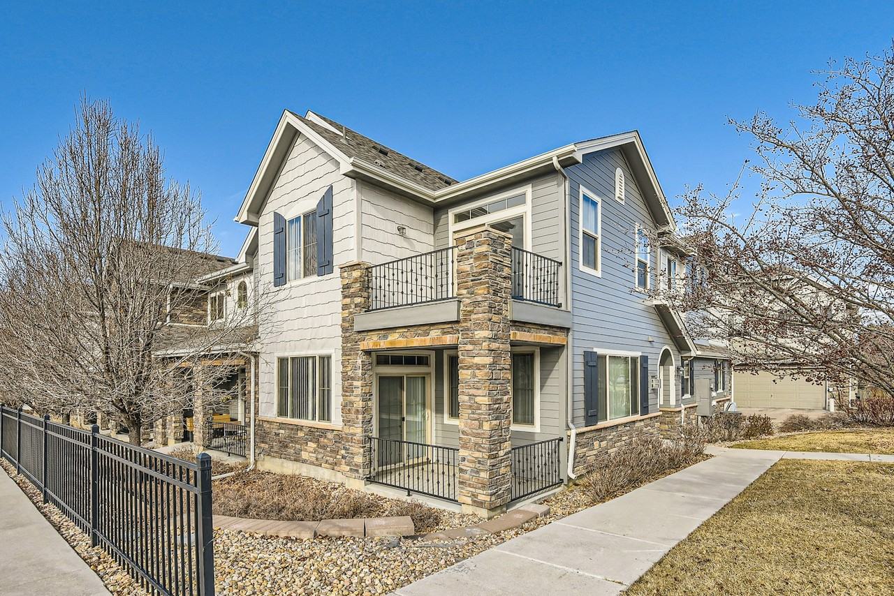 9090 East Phillips Lane - Photo 2 of 27