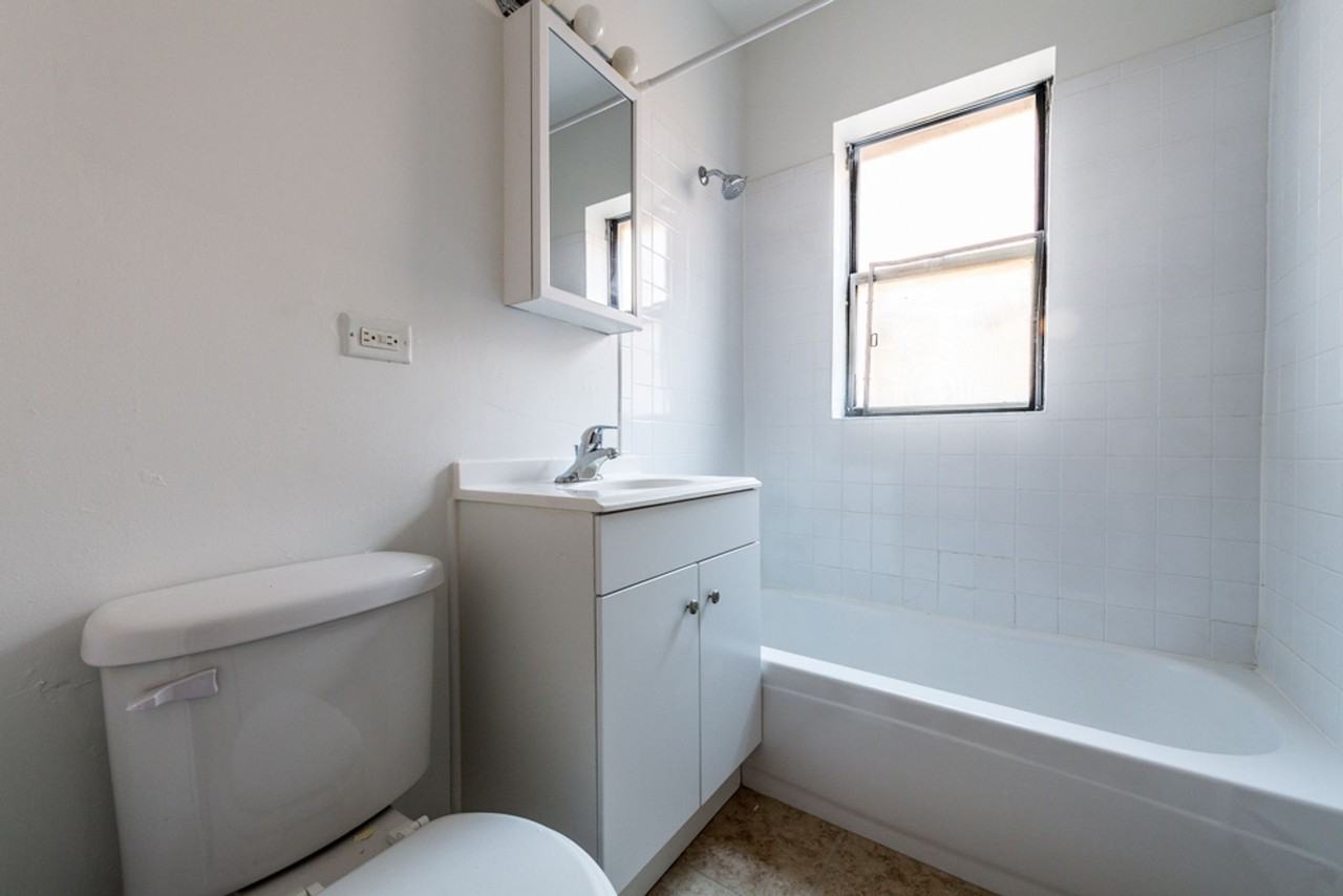 5040-42 W Quincy St Chicago, IL 60644 - Photo 2 of 21