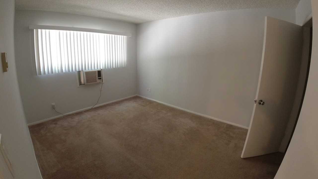 5301 Newcastle Ave #11 - Photo 3 of 16