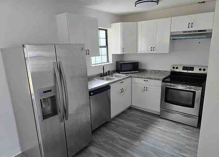 5632 Frank St #NA - Photo 3 of 8