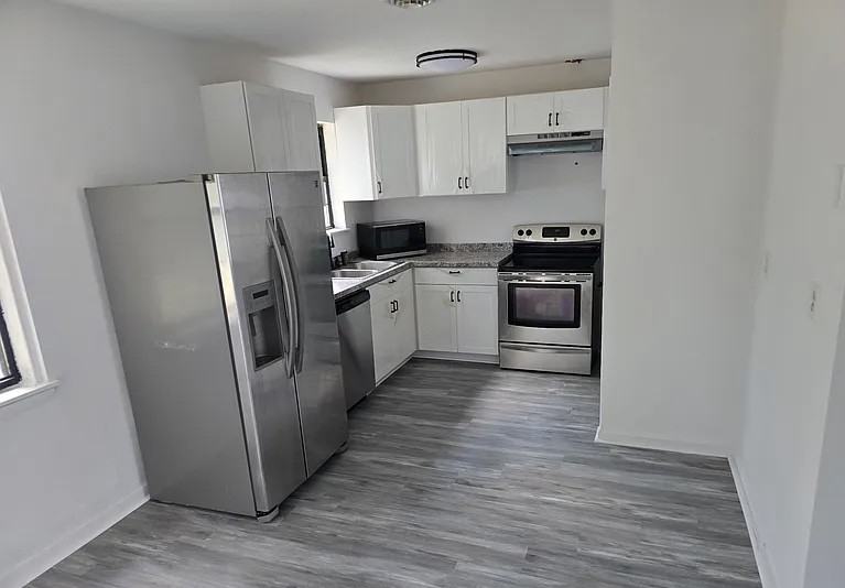 5632 Frank St #NA - Photo 4 of 8