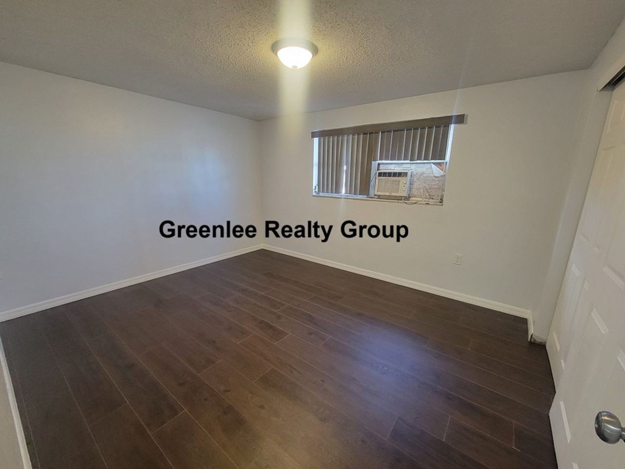 1415 Wickham Ln - Photo 7 of 18