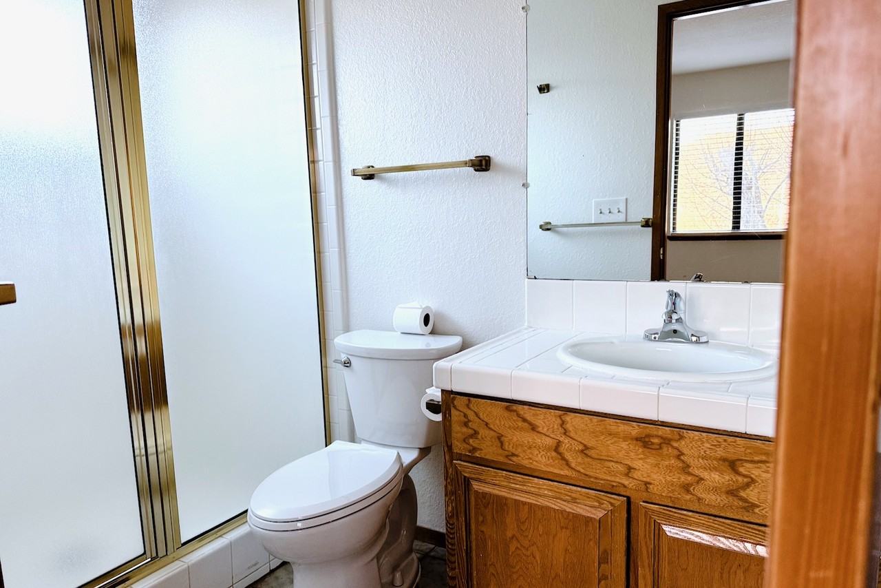 695 Kecht Ct #NA - Photo 6 of 30